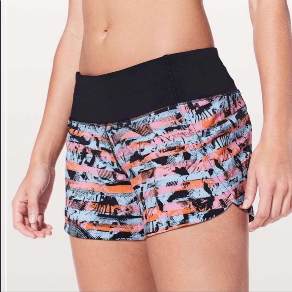GUC Lululemon speed up short size 8